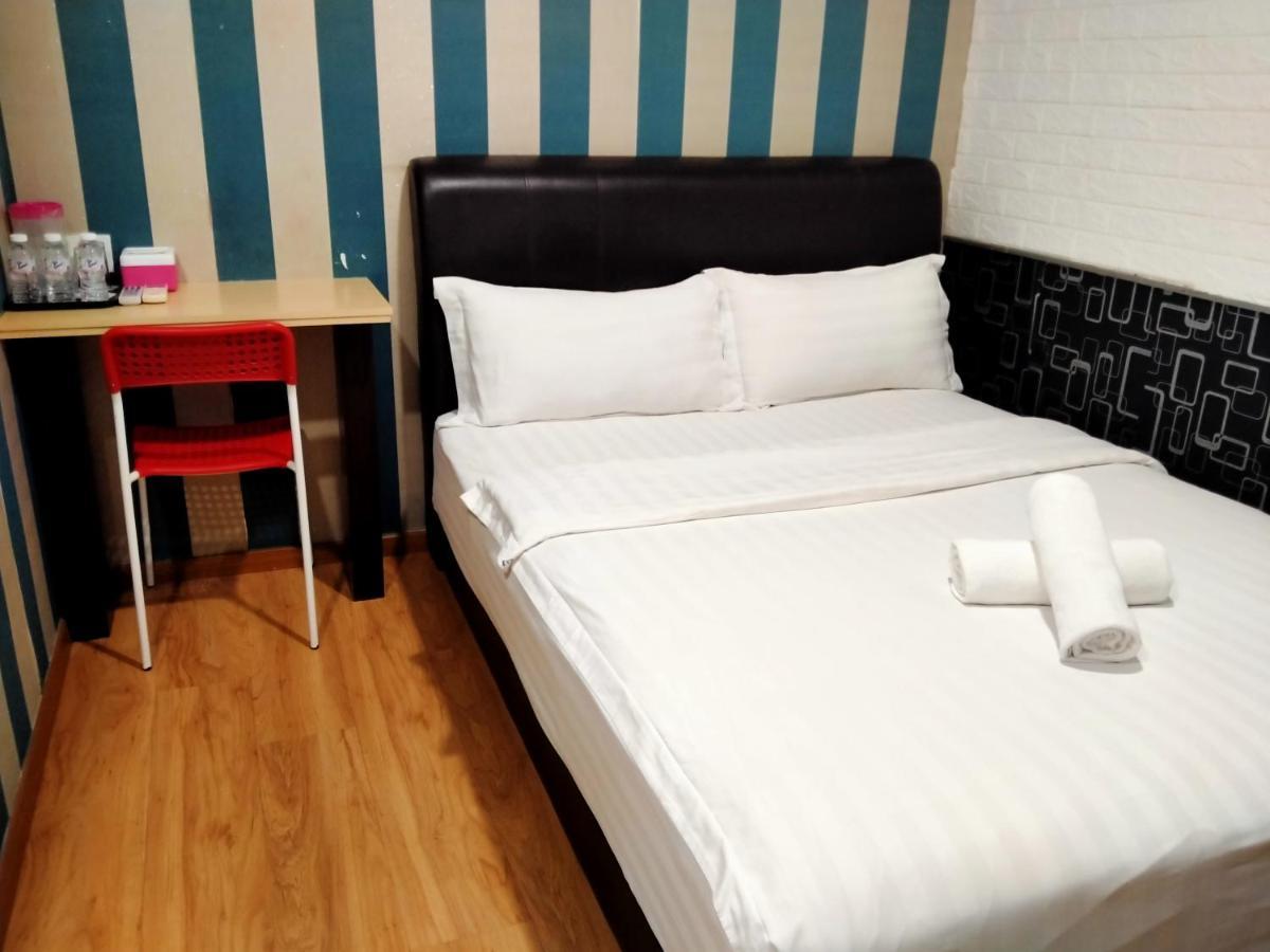 Hotel Zamburger Enstek Sepang Eksteriør billede